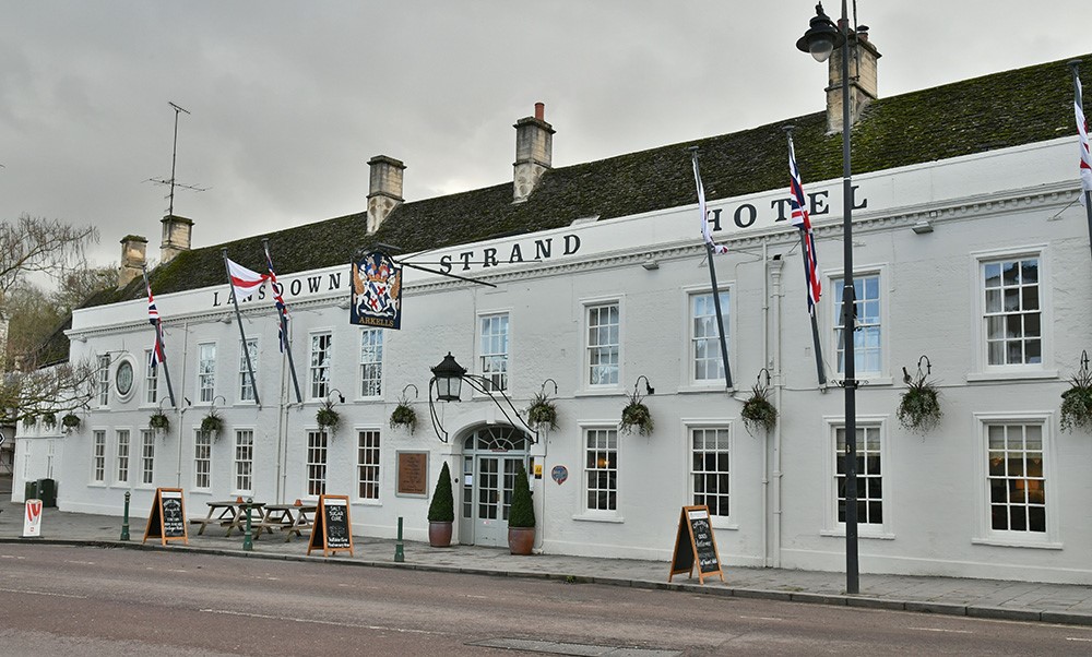 Lansdown Strand Hotel outside