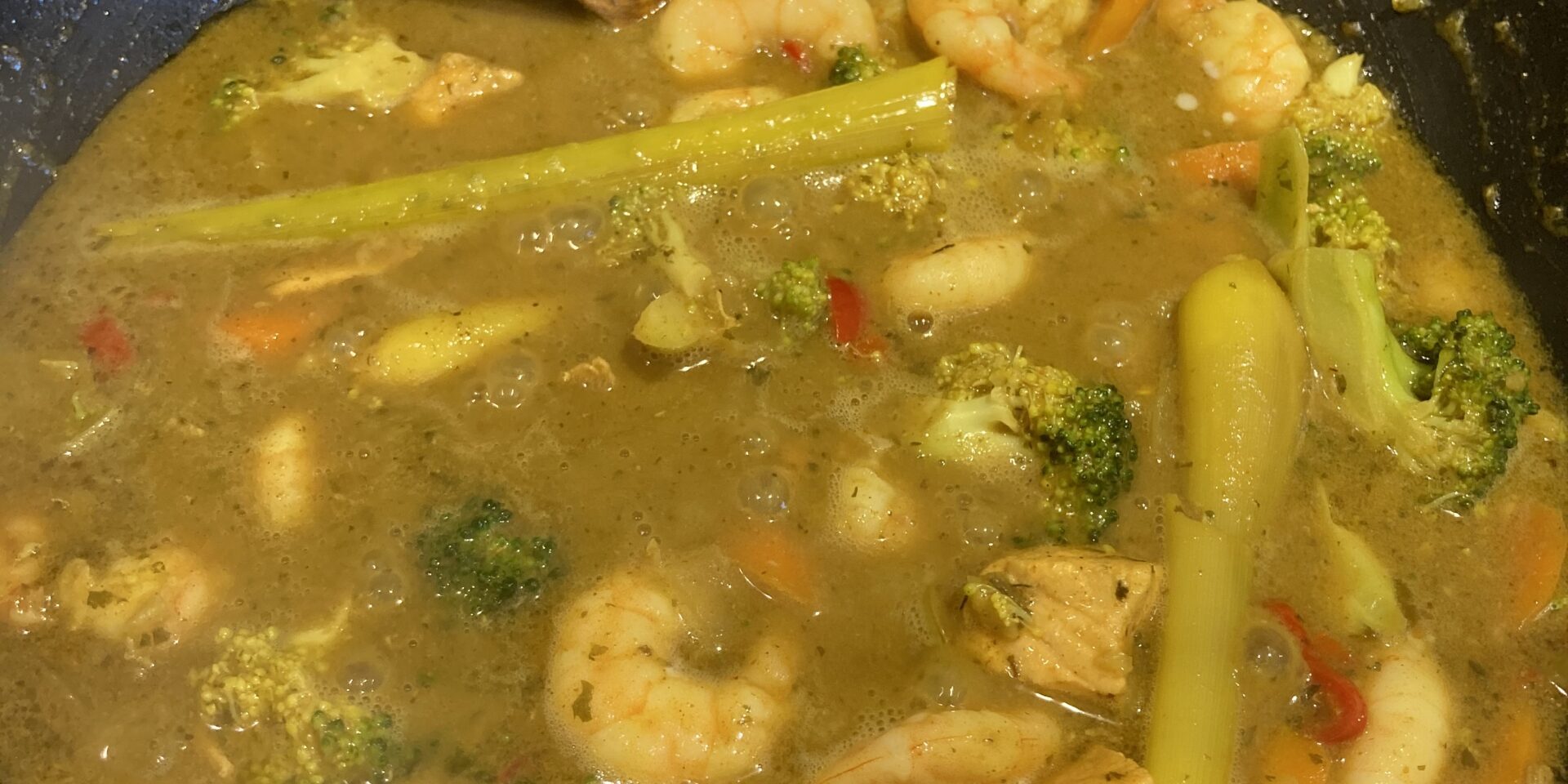 veg and fish curry image
