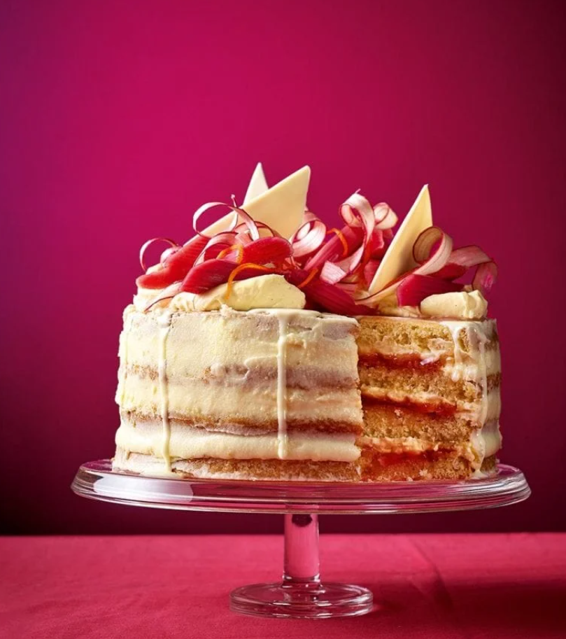 Rhubarb and custard cake