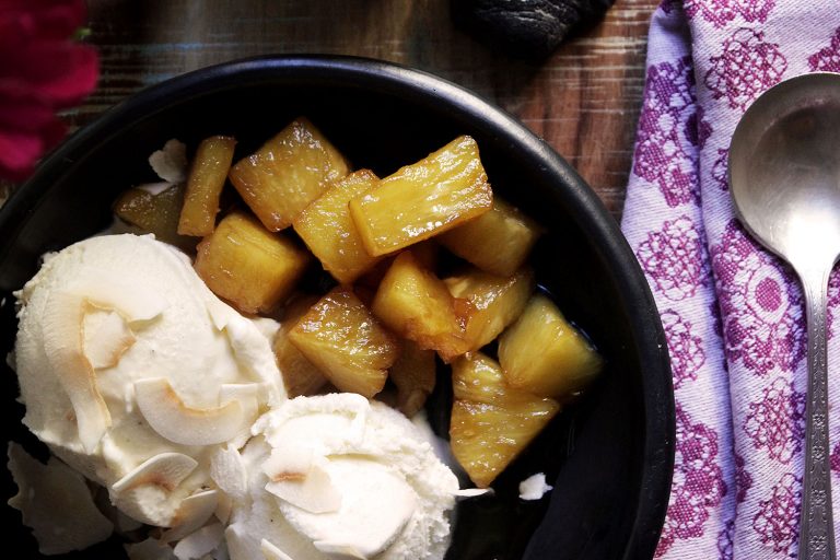 gingered-pineapple-coconut-icecream