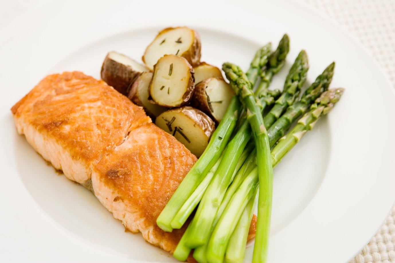 Salmon with asparagus