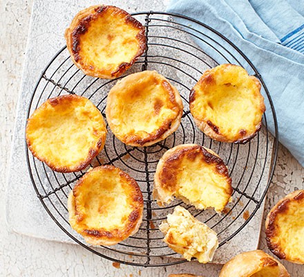 portugese-egg-custard-tarts