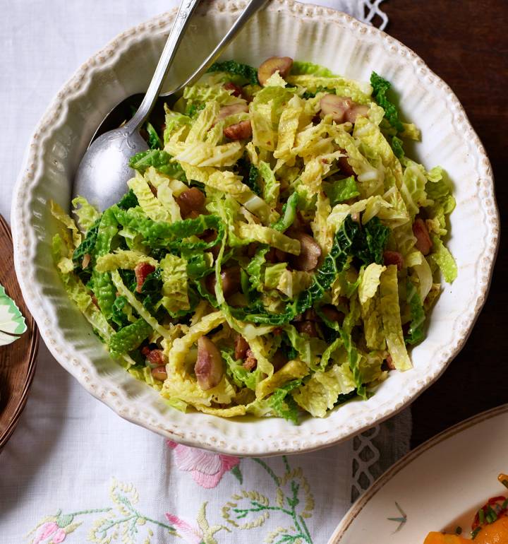 Savoy cabbage with lemon and bacon