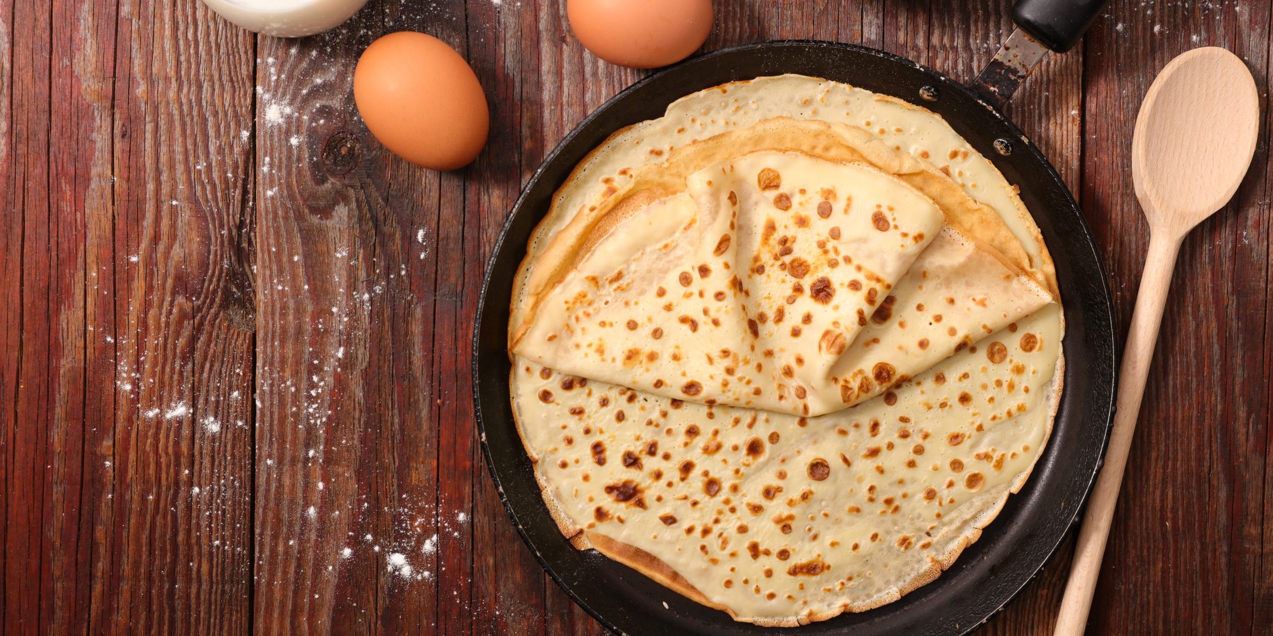 crepe with ingredient