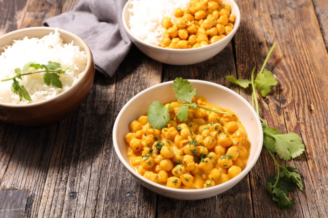 chickpea with cream and curry