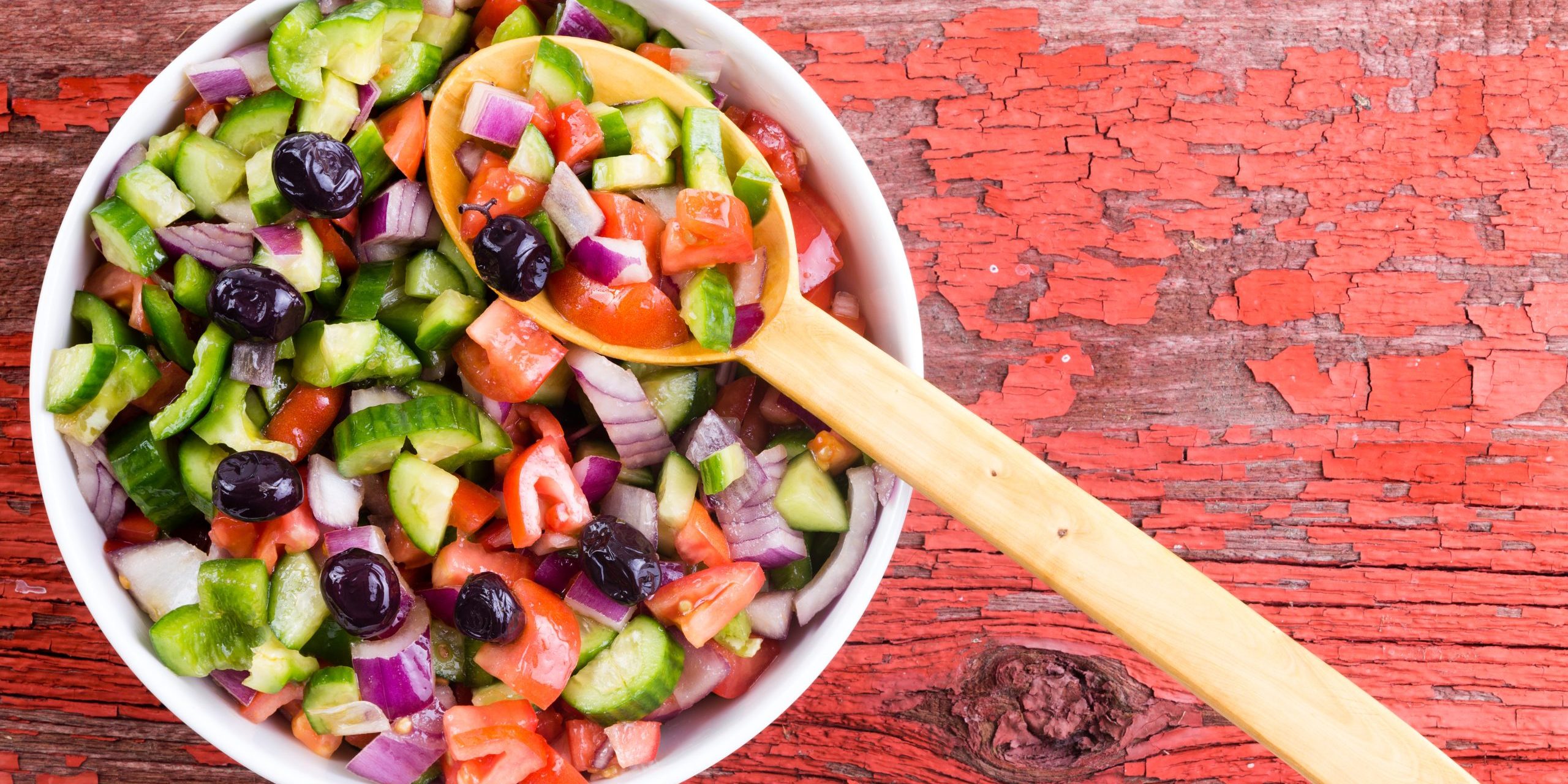 Turkish shepherd salad ready to be served