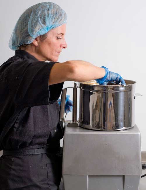 katie-in-the-kitchen